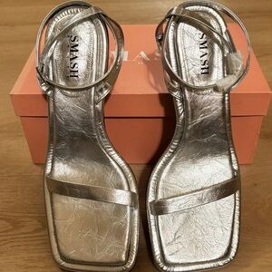 SMASH Metallic Silver Women's Heels